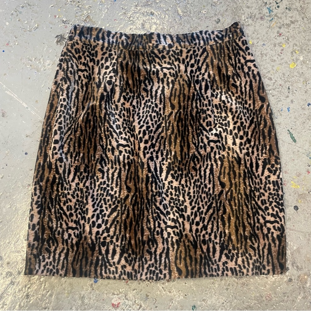Vintage 90s Fuzzy Leopard Mini Skirt | Animal Print Velour Skirt Size M